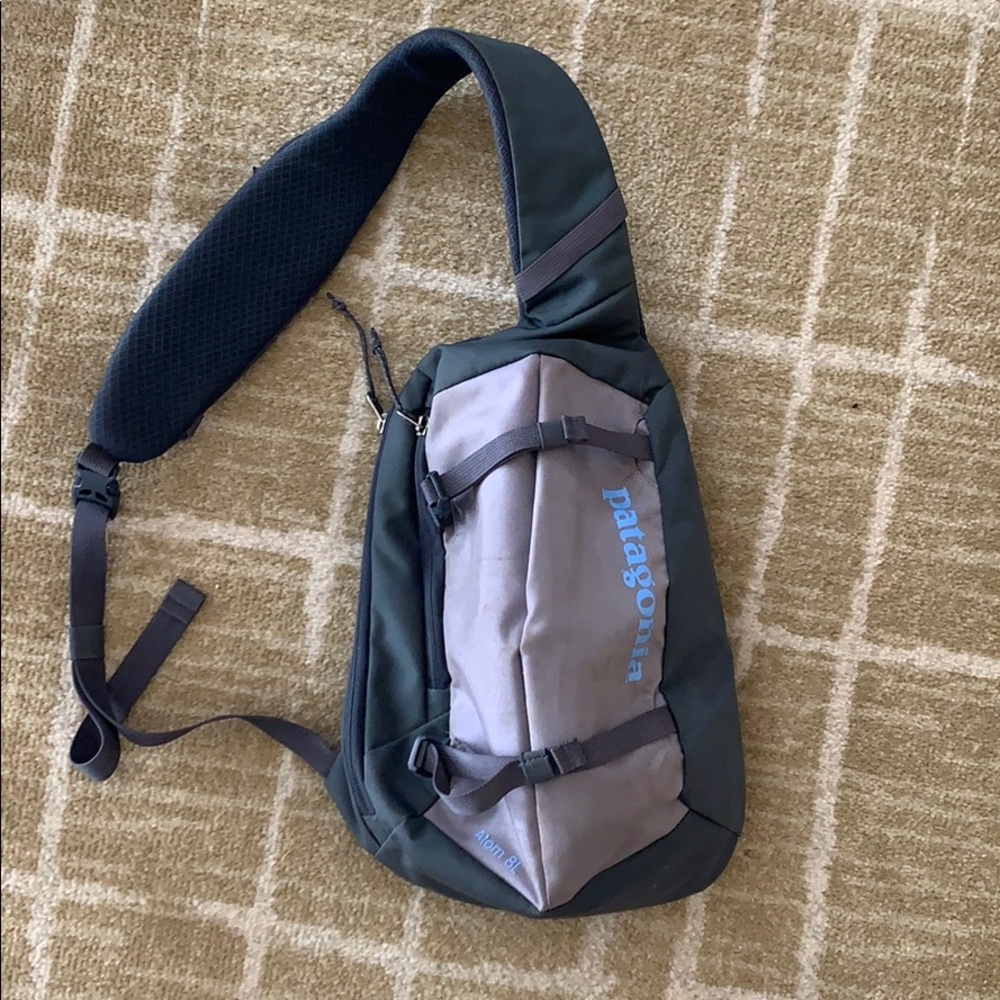 Patagonia Atom Sling backpack